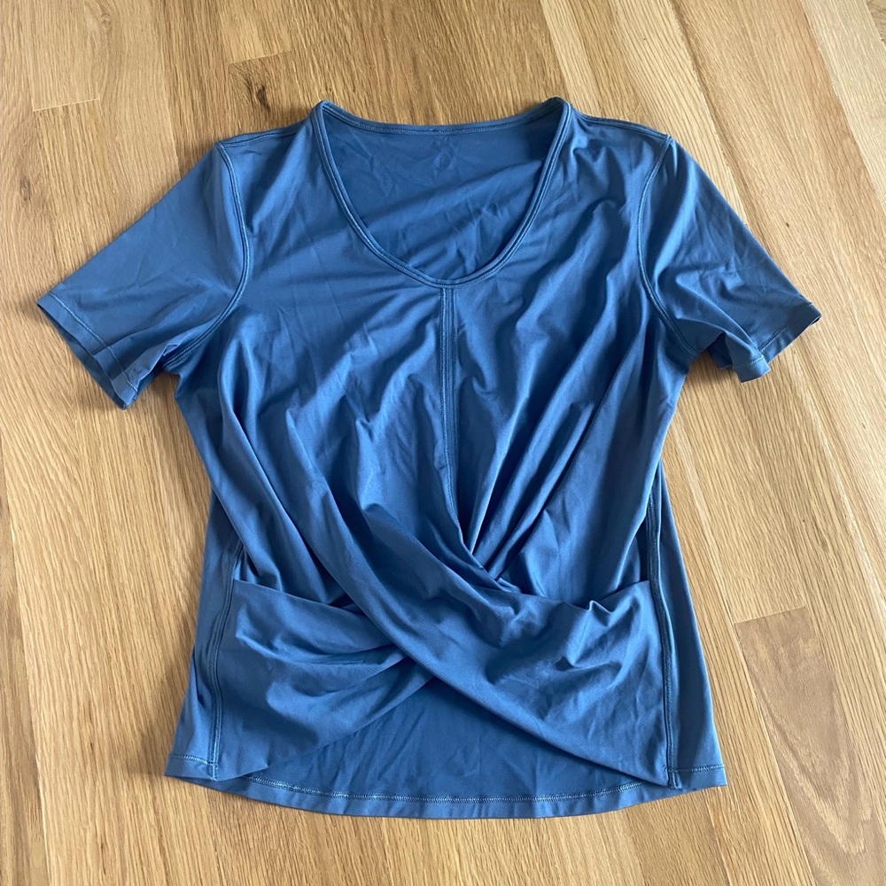 LuLu Lemon top